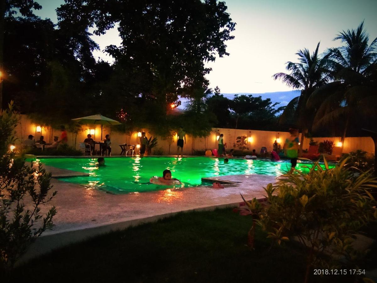 1888 Beach Resort Dumaguete City Exteriér fotografie