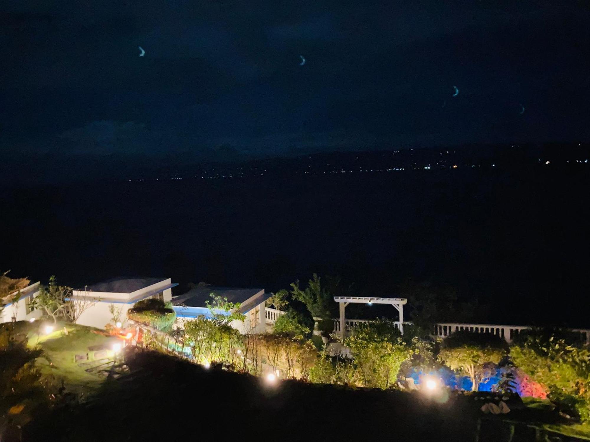 1888 Beach Resort Dumaguete City Exteriér fotografie