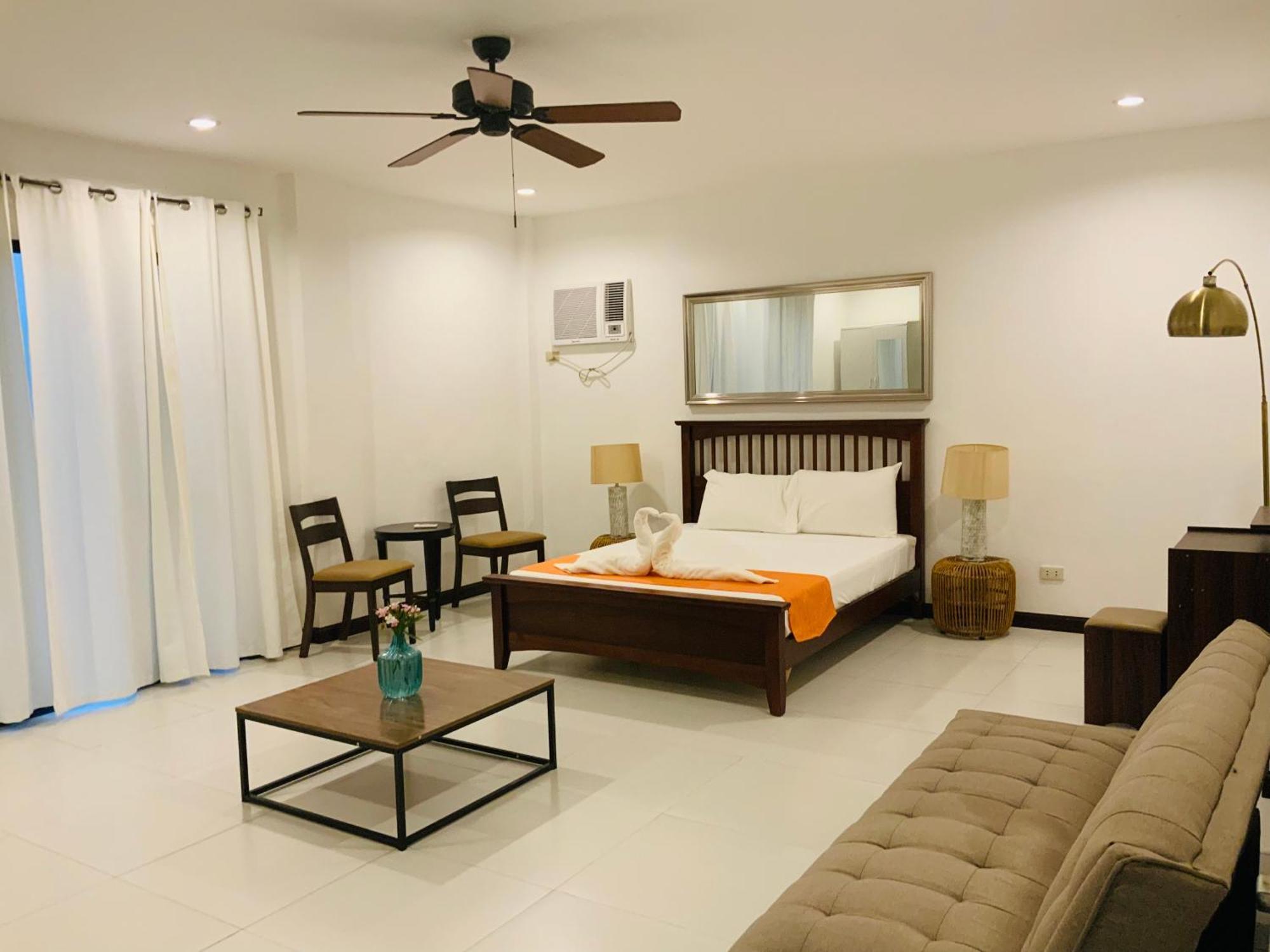 1888 Beach Resort Dumaguete City Exteriér fotografie