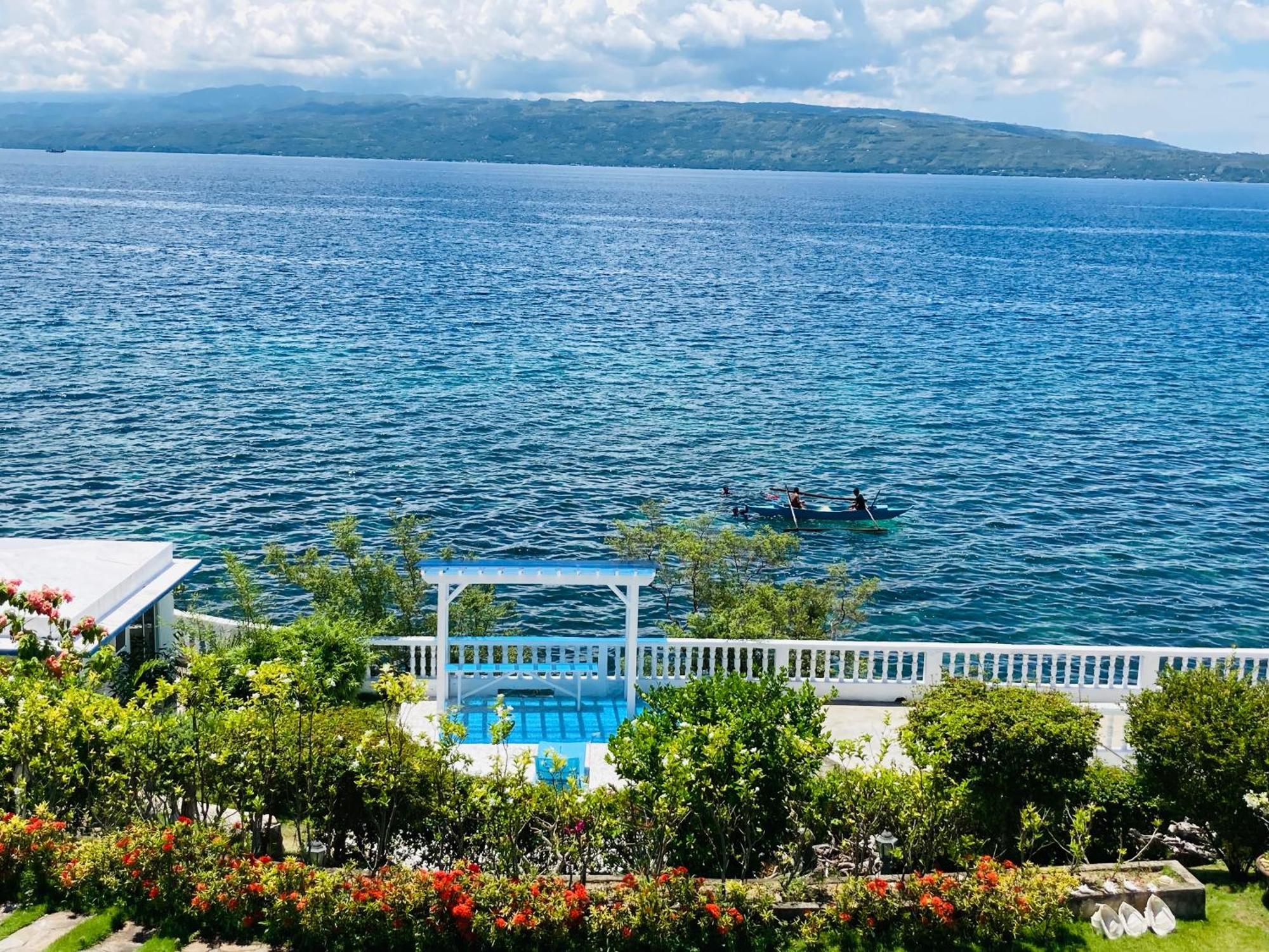 1888 Beach Resort Dumaguete City Exteriér fotografie