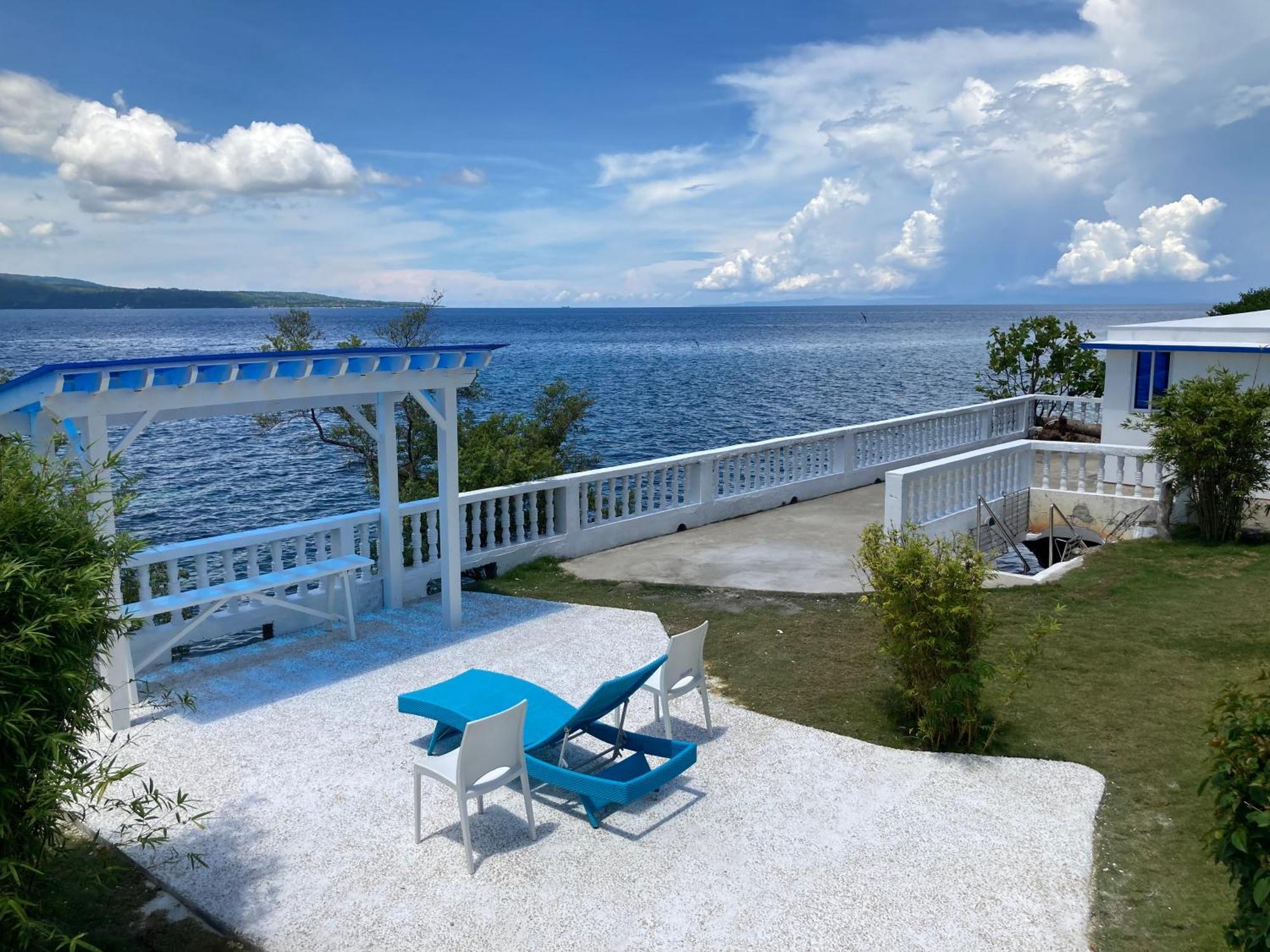 1888 Beach Resort Dumaguete City Exteriér fotografie