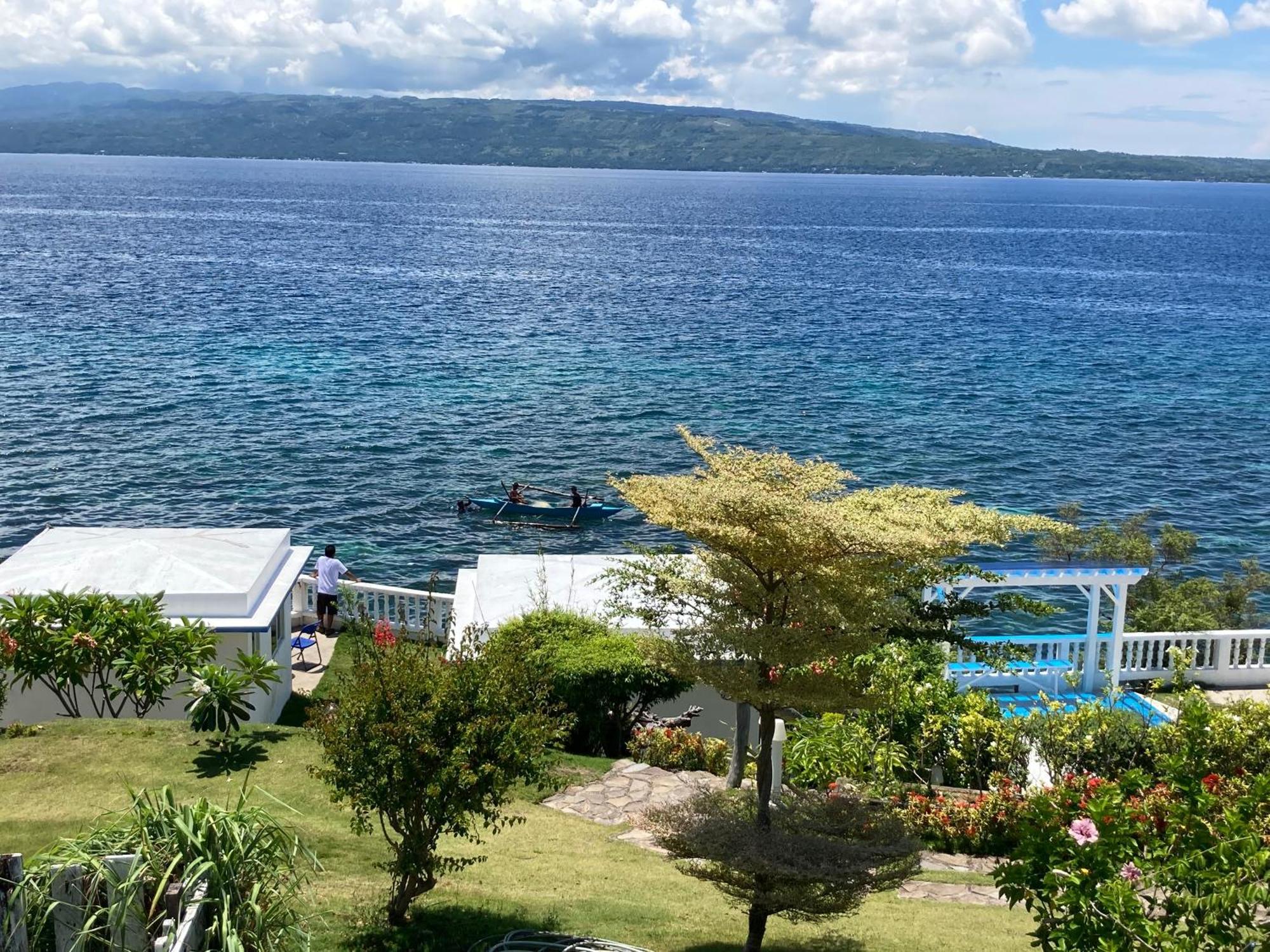 1888 Beach Resort Dumaguete City Exteriér fotografie